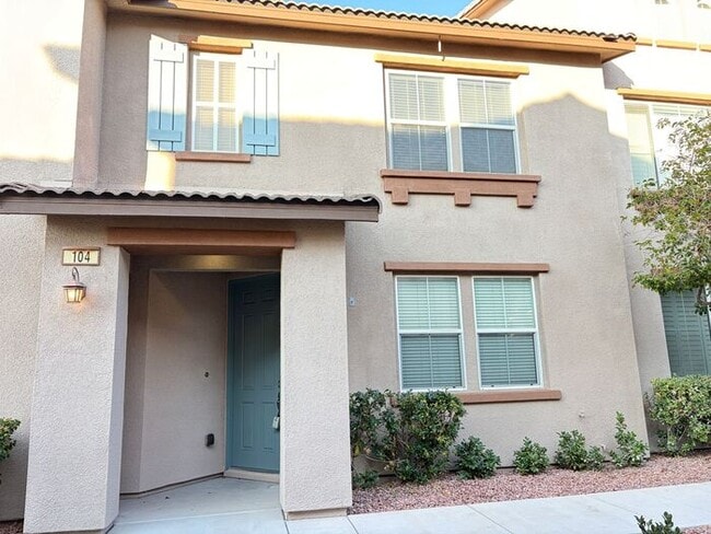 Photo - Carry Over Showing: This property has been shown before and will be rented to the first most qual...