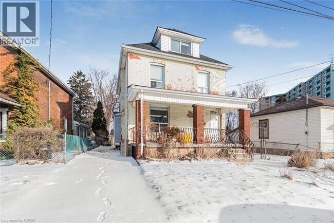 Photo - 126 Florence St