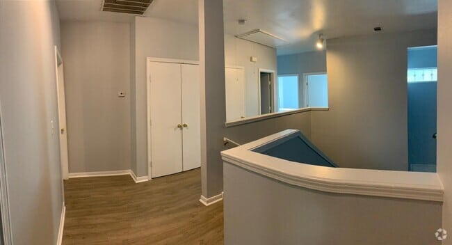 Building Photo - 1252 Canyon Creek Cir Rental