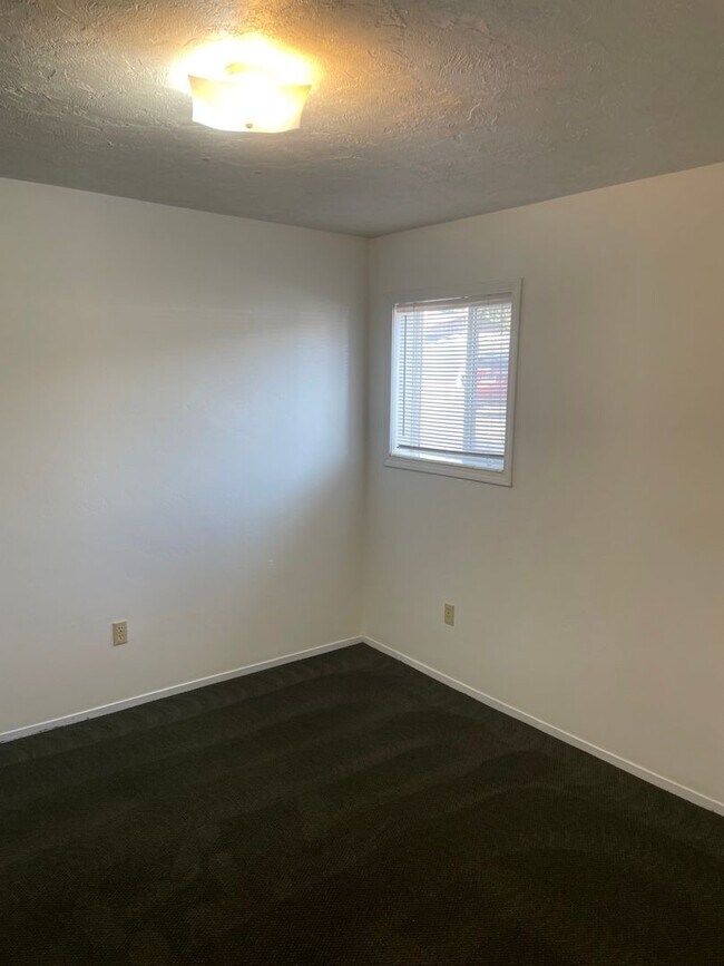 Photo - Niels Park Place Condos Unit #21