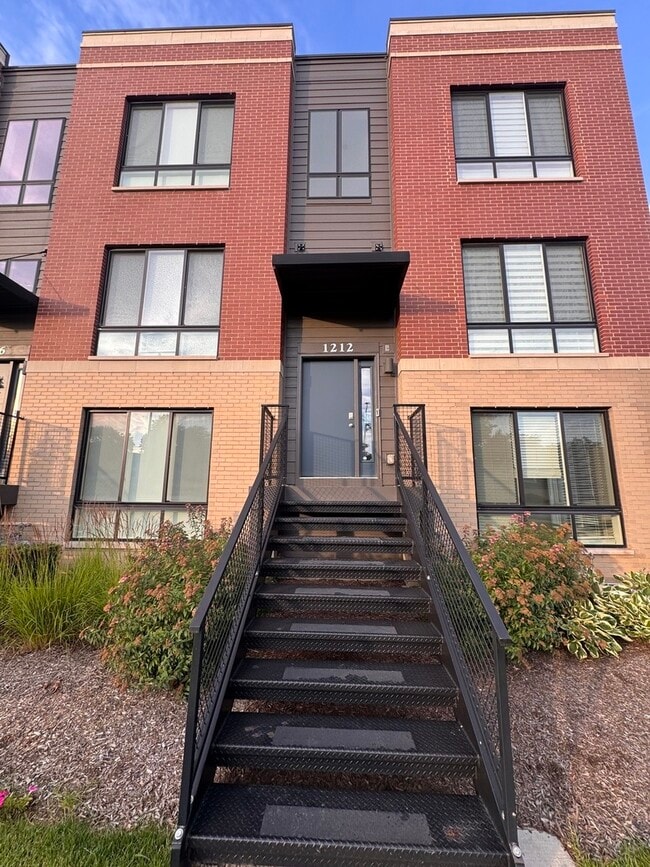 Photo - 1212 Quadrant Ln.