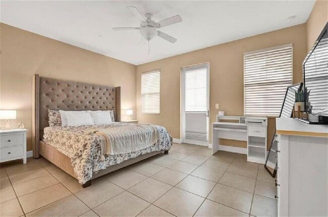 Photo - 2930 Cascada Isles Way