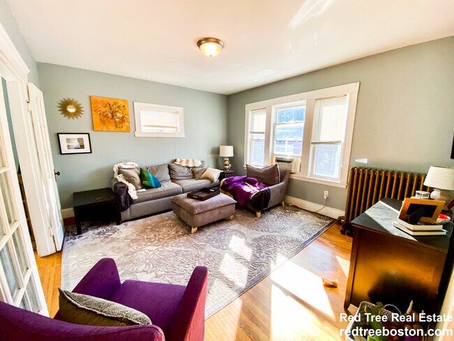 Photo - 12 St Peter St Unit 3