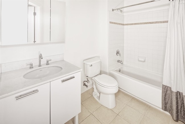 Photo - 24 Ave at Port Imperial Unit 405