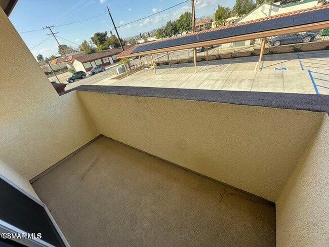 Photo - 1850 Buyers St Unit 203