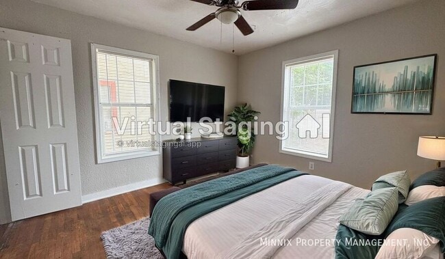 Photo - 2309 2nd Pl