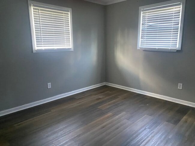 Photo - 255 Roberson Rd