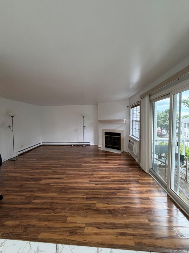Photo - 20 Lexington Hills Rd Unit 4
