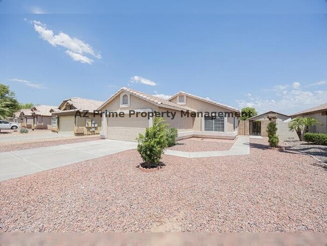 Building Photo - 13344 W Desert Ln