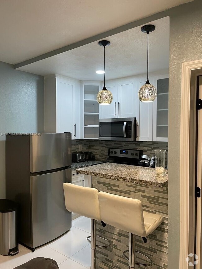 Building Photo - 760 Jefferson Ave Unit 16 Rental