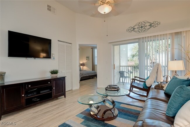 Building Photo - 15430 Bellamar Cir Unit 3026