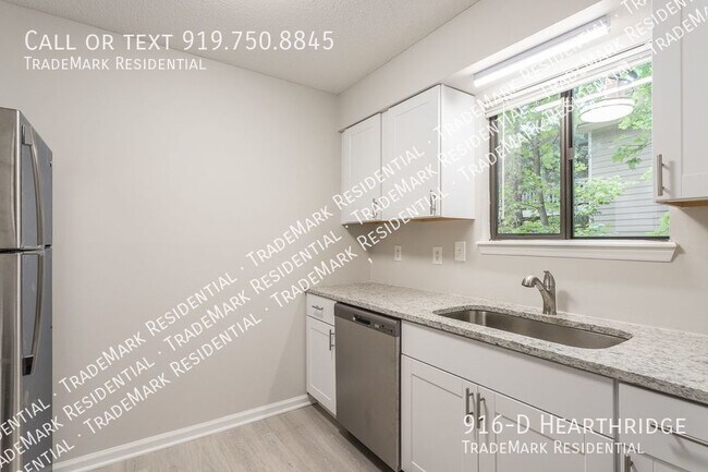 Building Photo - 916-D Hearthridge- Rental