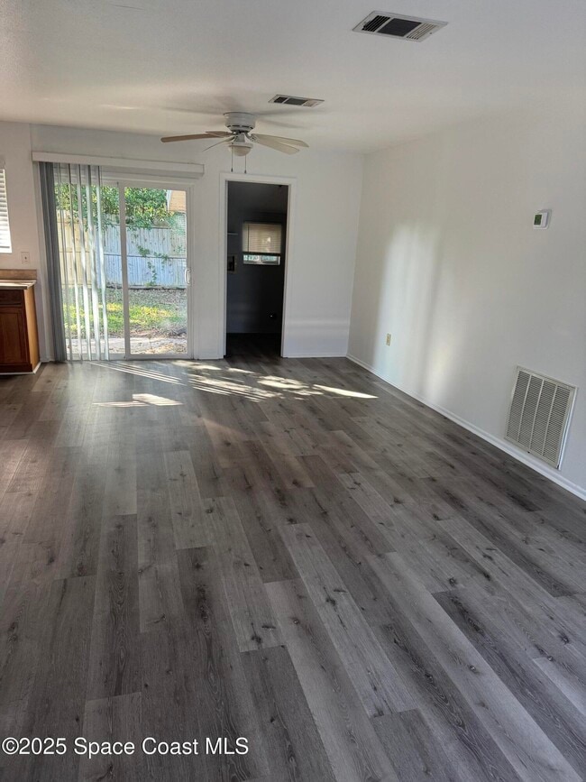 Photo - 298 Capron Rd