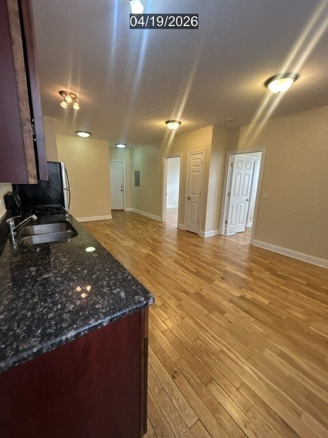 Photo - 4554 W George St Unit 2