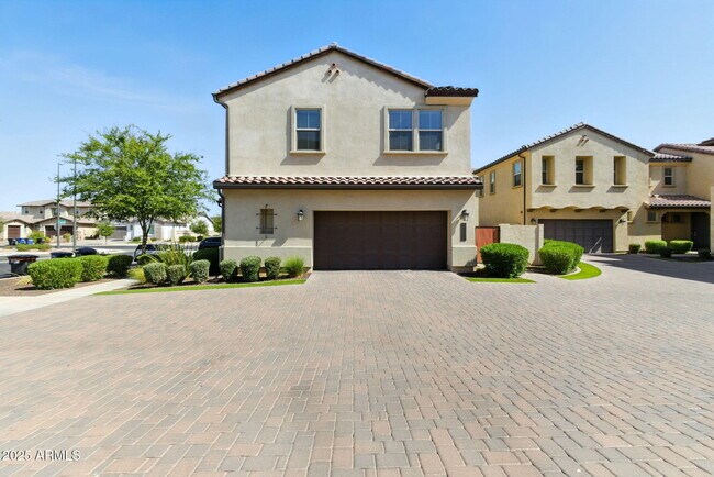 Photo - 1935 S Follett Way