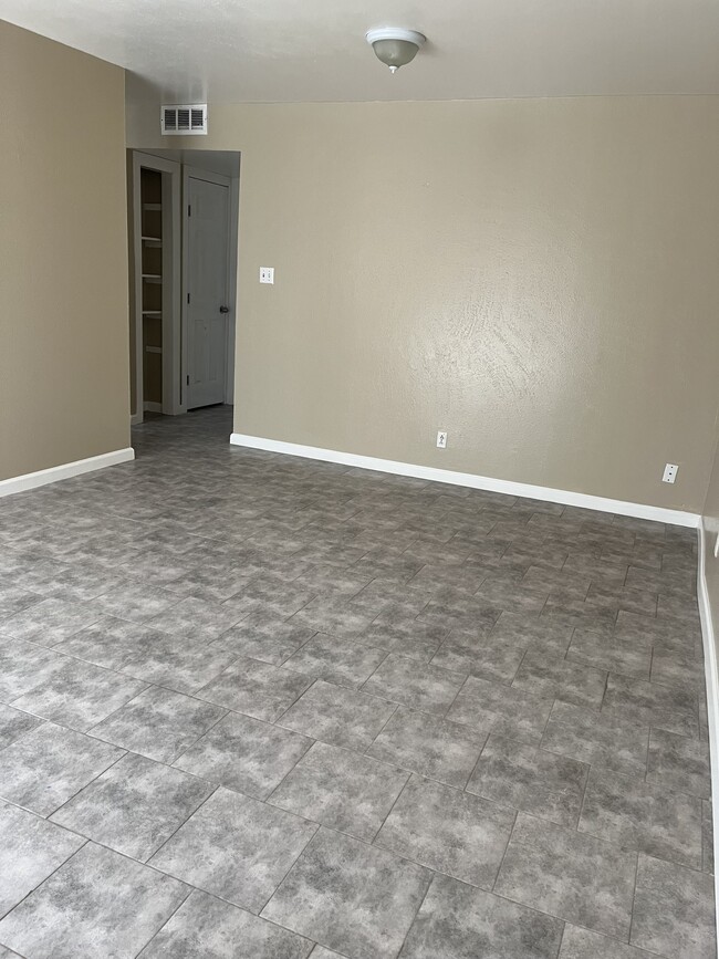 Jefferson House Apartments