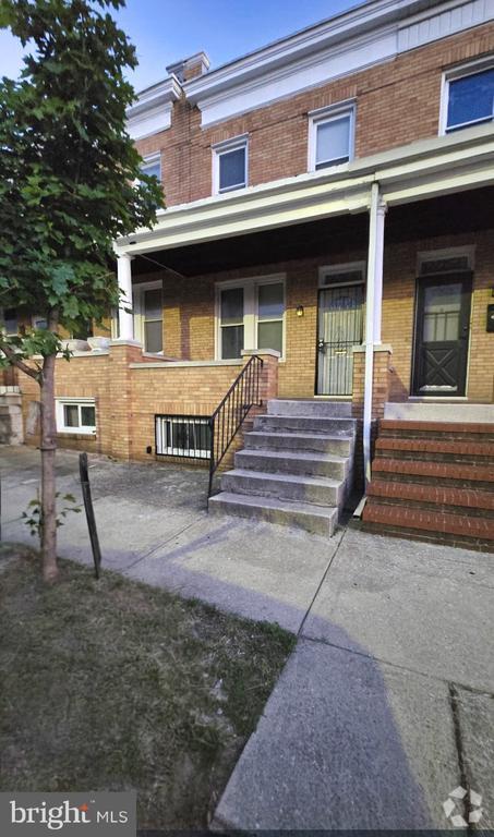 Building Photo - 2735 E Preston St Rental