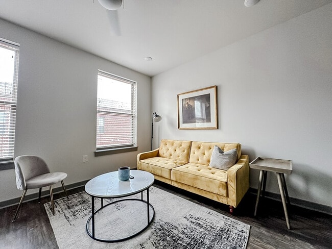 Photo - 201 E Broadway St Apartment Unit ID1036789P