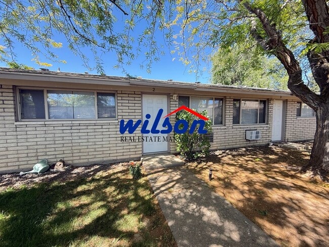 Building Photo - 1009 S 41st Ave Unit 2