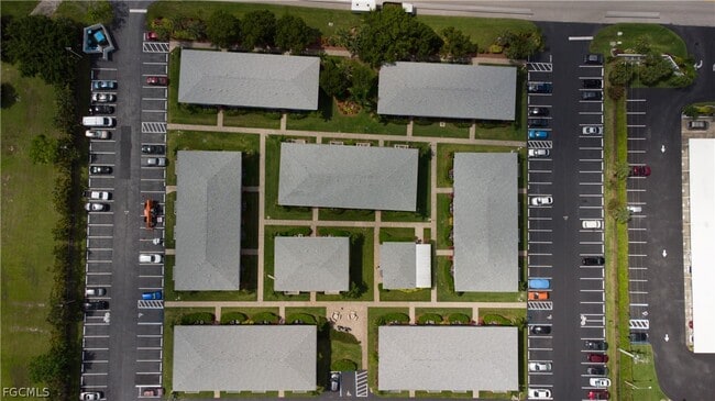 Building Photo - 3324 N Key Dr Unit 7