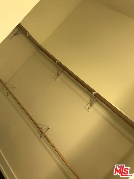Photo - 727 W 7th St Unidad 1223