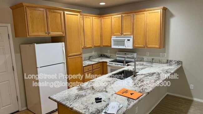 3157 NW Shooting Star Dr