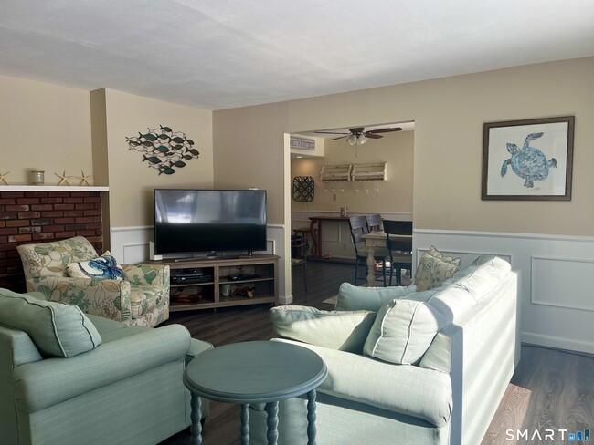 Photo - 51 Billow Rd