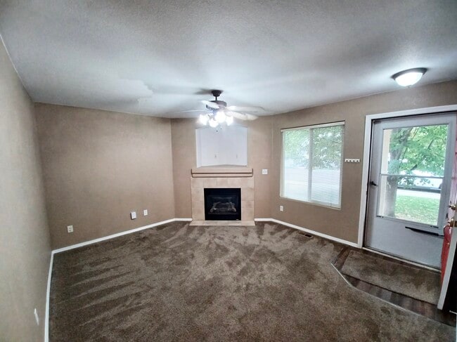 Photo - 1713 Woodburn St