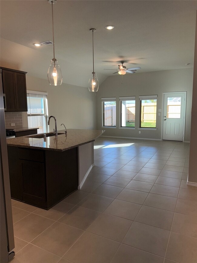 Photo - 31965 Retama Rnch Dr