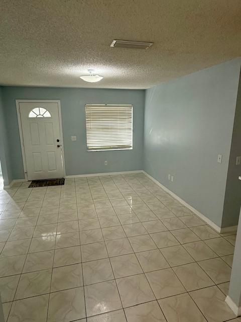 Photo - 11 Hemlock Circle Ter