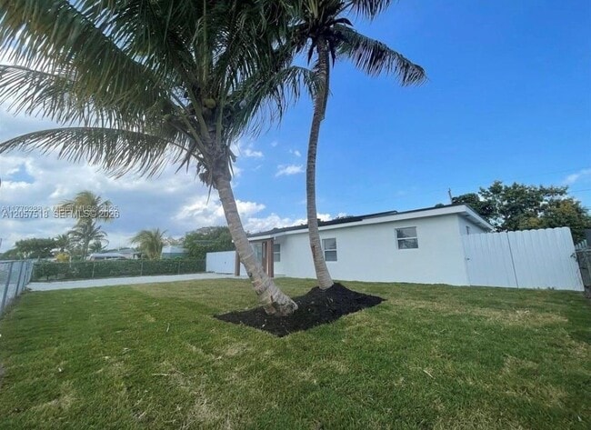 Photo - 14641 Jackson St