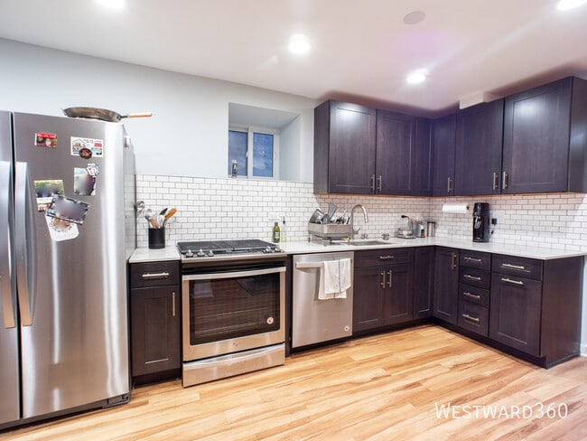 Photo - 2611 W Cortland St Unit G