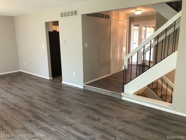 Photo - 6365 Richard Run St