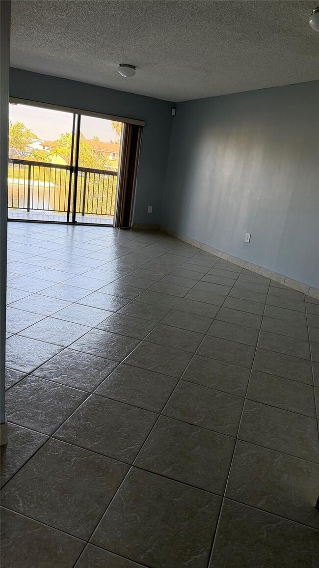 Photo - 9841 Nob Hill Ln Unit 9841