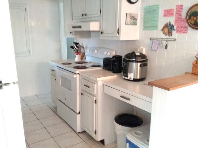 Photo - January 2024 - 2BR/1.5BA Single Family Hom...