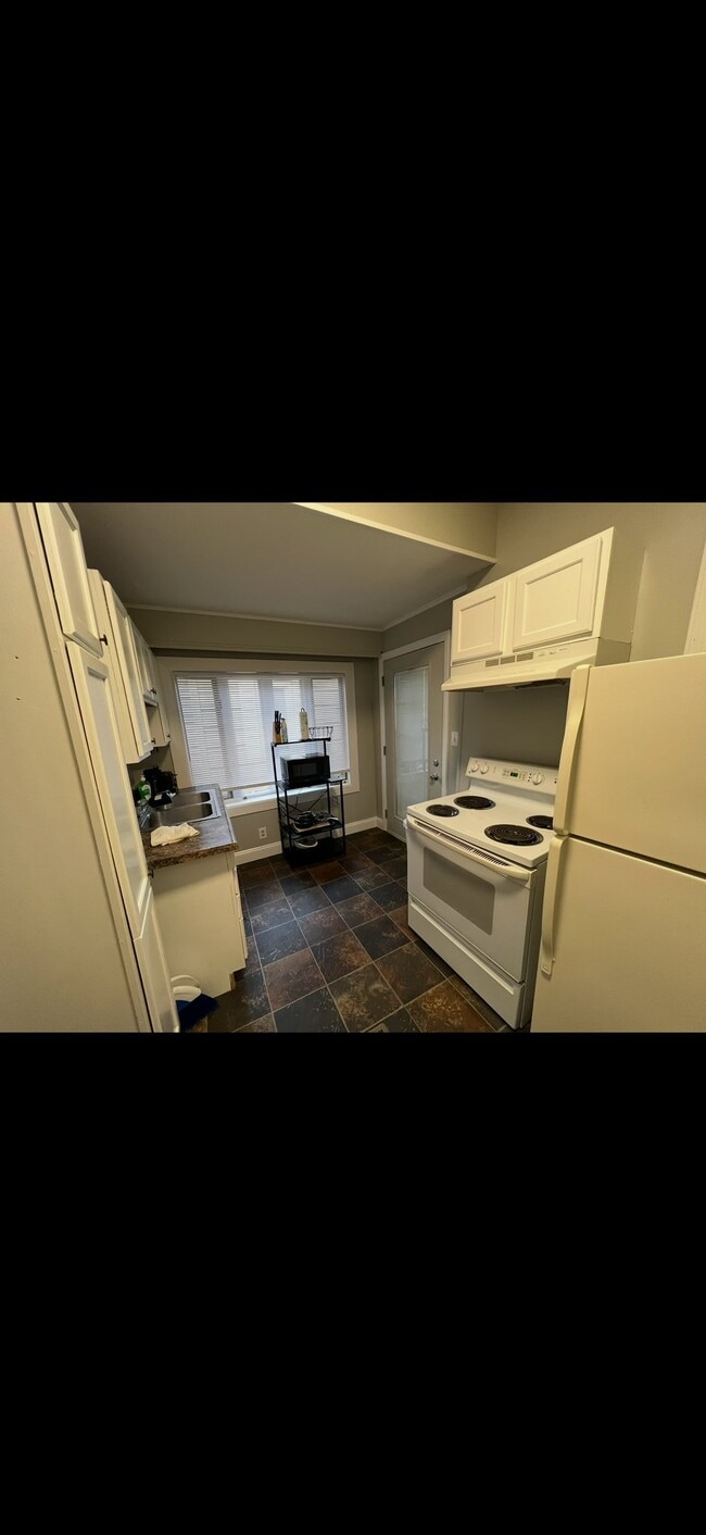 211 Pennsylvania Ave Unit B