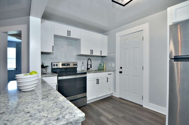 Photo - 3936 9th Ave S