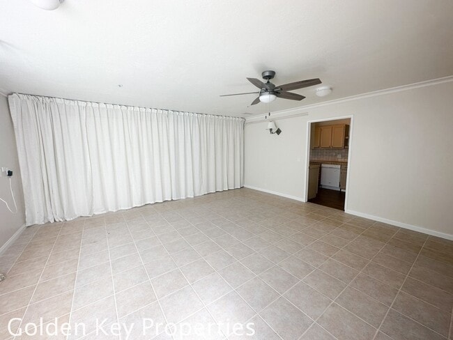 Photo - Spacious single-level attached guest house on private setting in Vista! Unit B