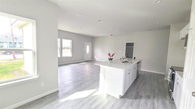 Photo - 4105 Stuart St
