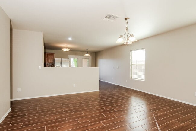 Photo - 21942 Creosote Ct