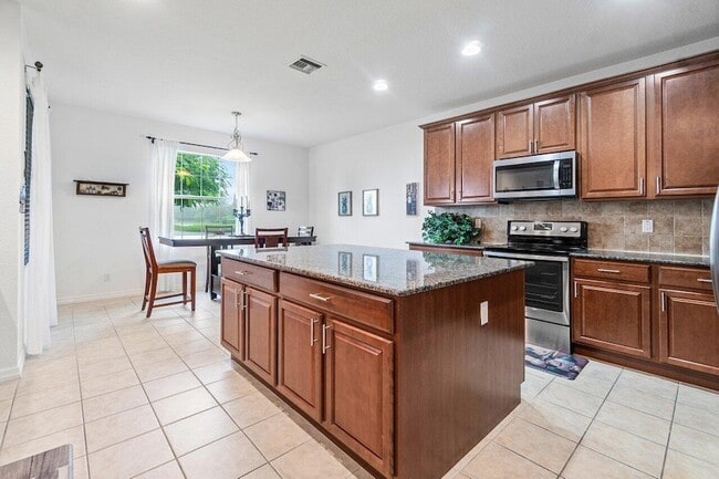 Photo - 3441 Oakmont Estates Blvd