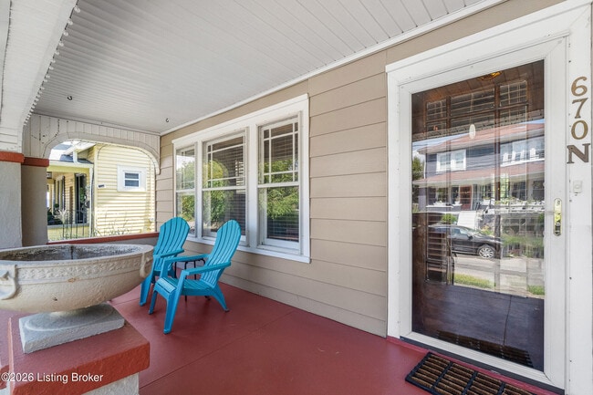 Photo - 670 N Barbee Way
