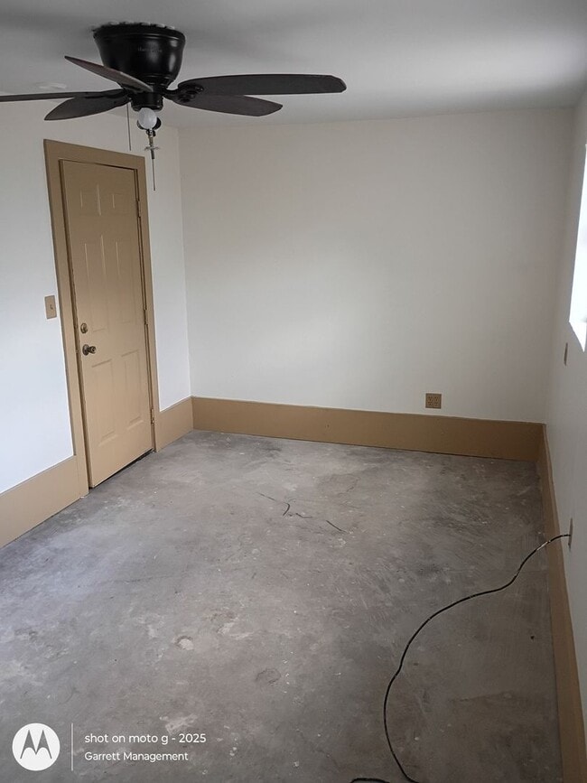 Photo - 2/1.5 Home in Lampasas