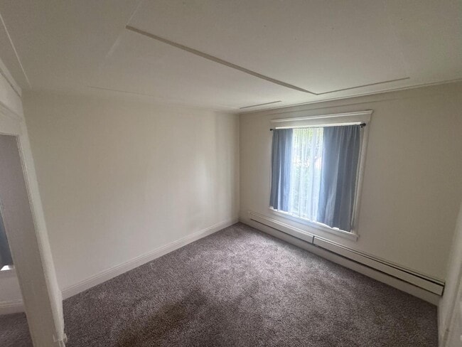 Photo - 514 E 6th St