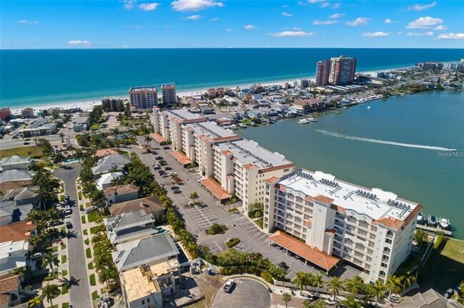 Building Photo - 17717 Gulf Blvd Unit 606 Rental
