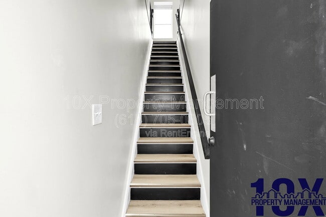 Photo - 1213 E Whittier St