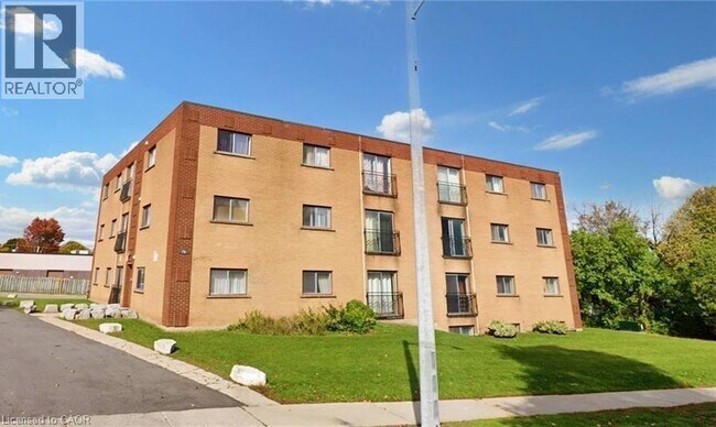 Photo - 76 Brybeck Crescent Unité 302