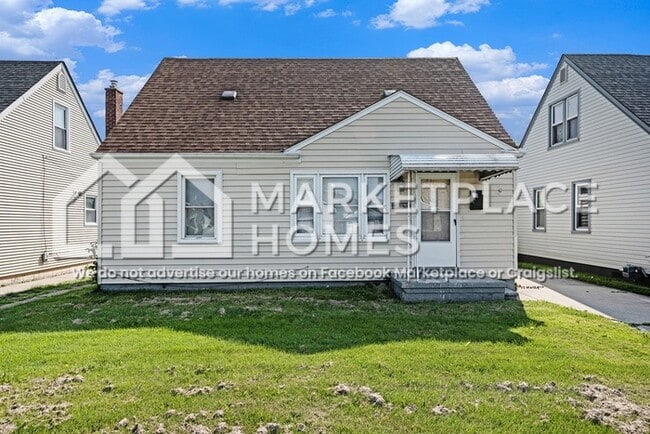 Building Photo - 24850 Wilmot Ave Rental
