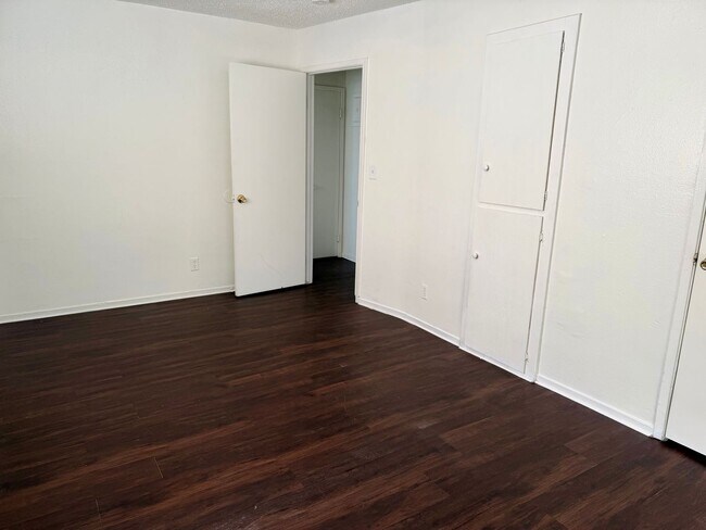 Photo - 489 S Backer Ave Unit 1