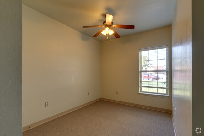 2BR, 1BA Shared